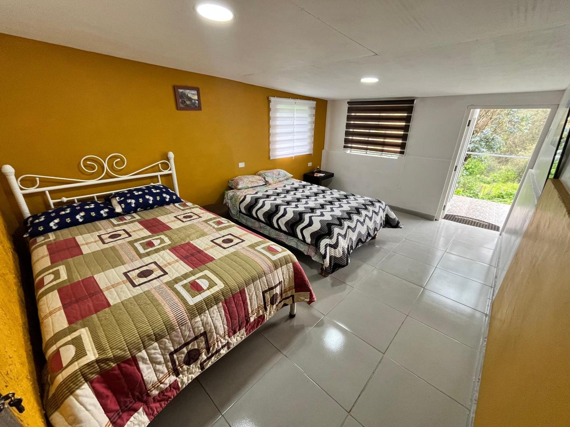 Paltalodge Guaranda Bagian luar foto